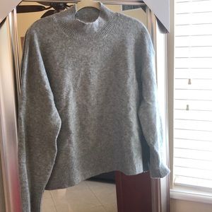 H&M Grey Longsleeve Shirt